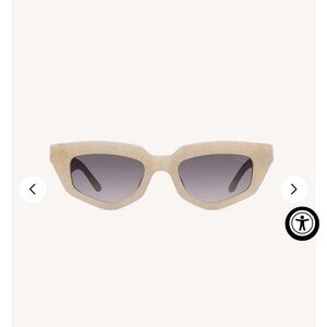 Dezi “On Read” Sunglasses